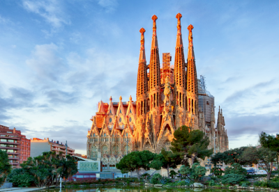 Fly with SATA Azores Airlines to Barcelona!